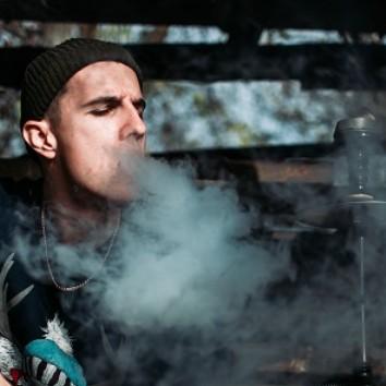 Cahill Vape & Tobacco