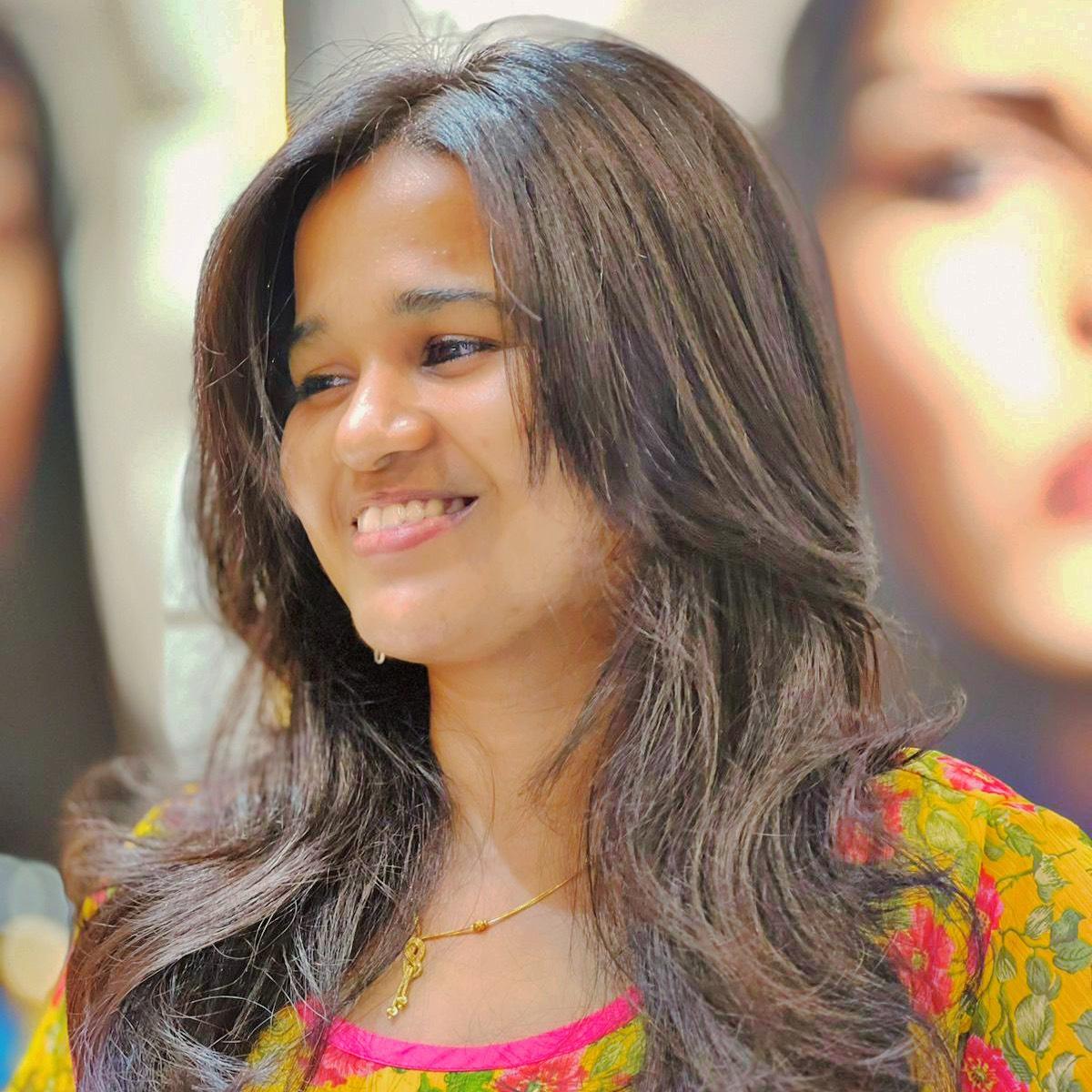 Sujanthini M N