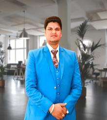 Deepak Nariyal