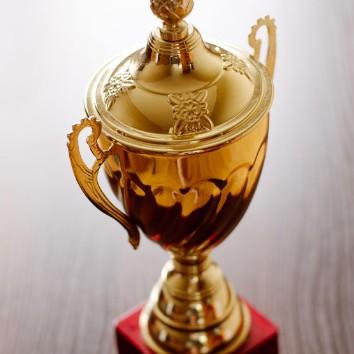 Oscar's Awards & Engraving