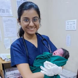 DR. NIDHI KAPADIA