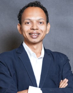 PRAVEEN P
