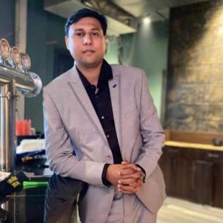 Vineet Ruhil