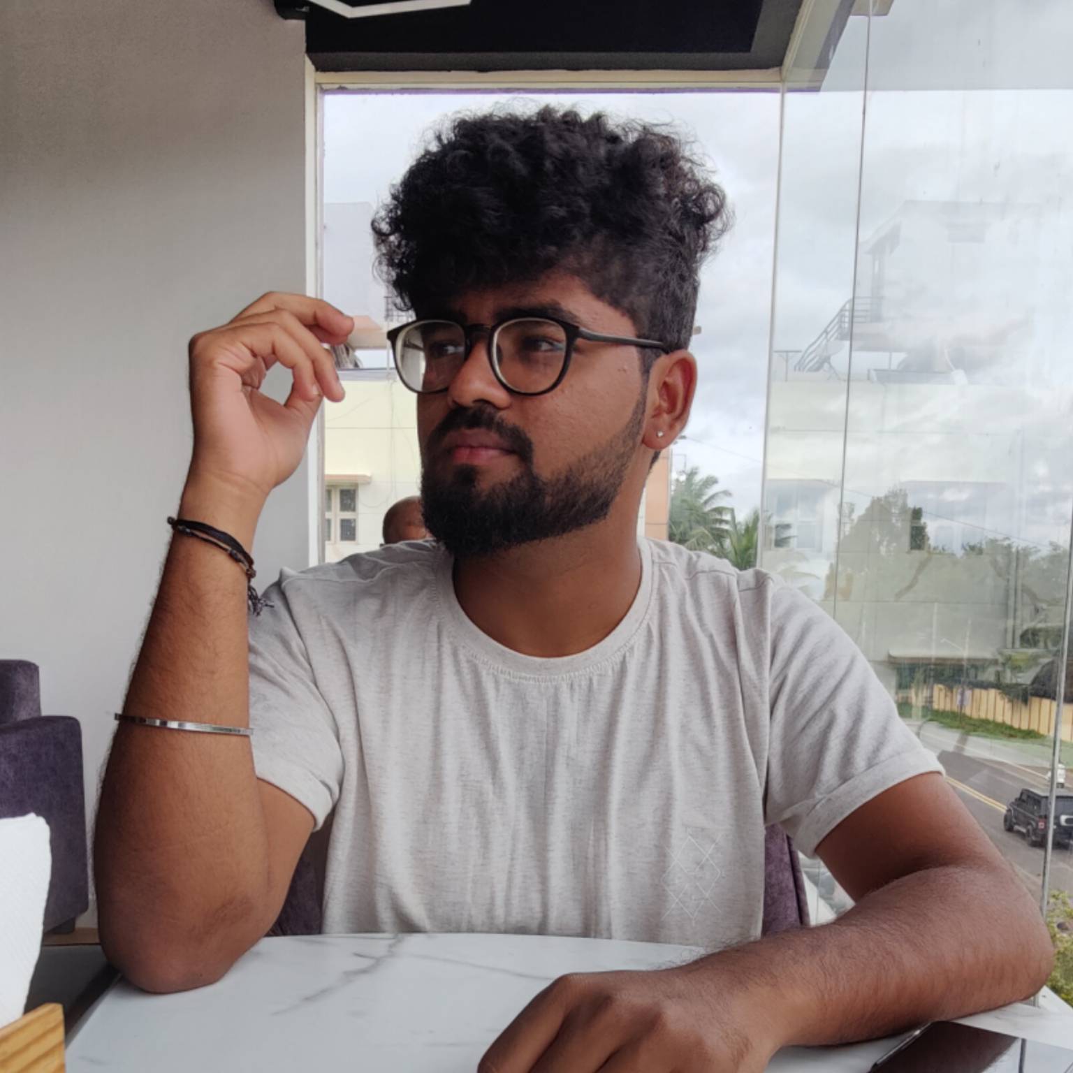 Vishvaragul S