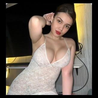 Call Girls In Crowne Plaza Greater Noida 8527163129 Escort Service