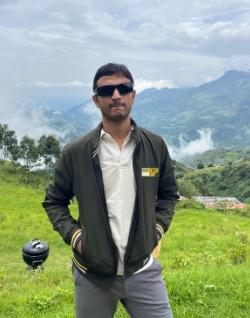 V Kartik Manjunath