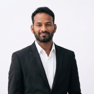 Akhileshwar Reddy Aeravapula