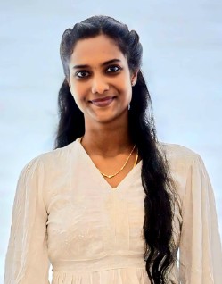 Abinaya R