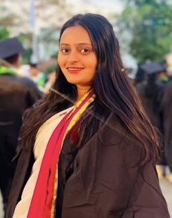 DR.ROSHANI NANDANWAR