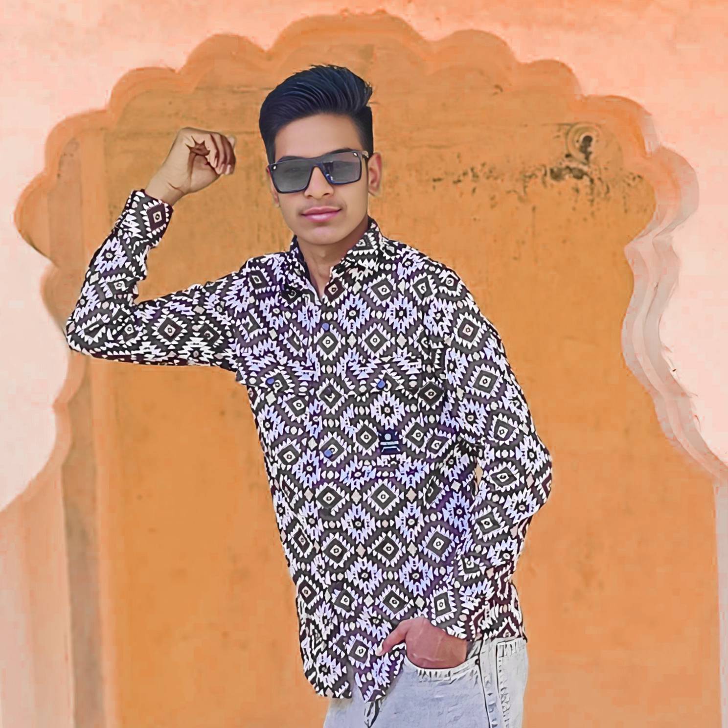 Surendra Surendra Prajapati