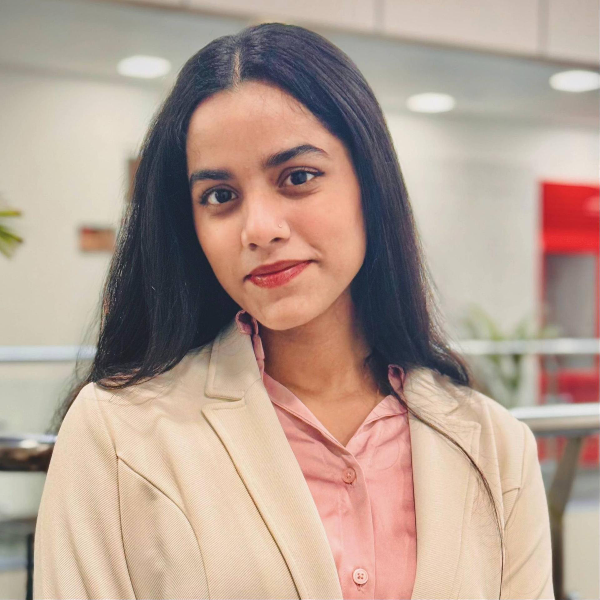 KANIZ FATIMA