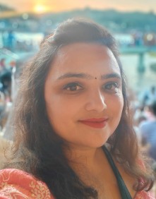 ROSHNI SHAH