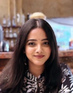 Namrata V