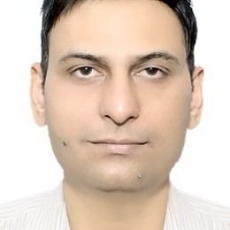 Dr.Varun Manav