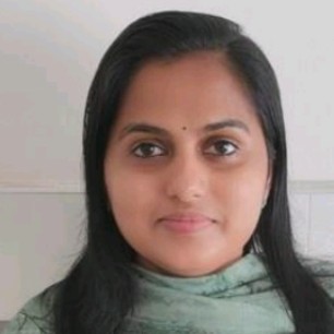 Dr LAKSHMY A N